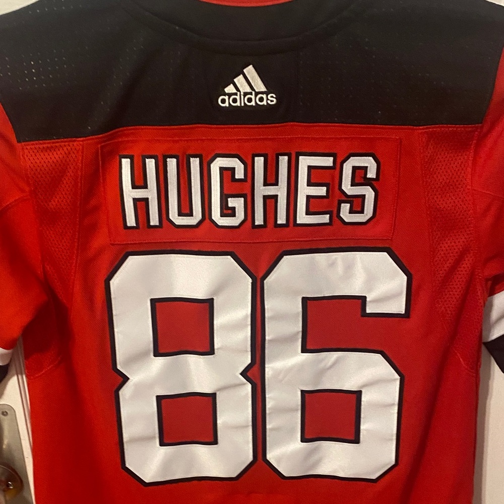 Jack Hughes NJ Devils Jersey - Picture 8 of 12